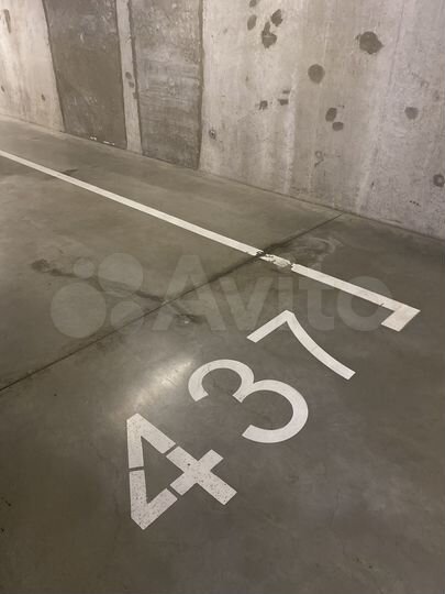 Машиноместо, 13 м²