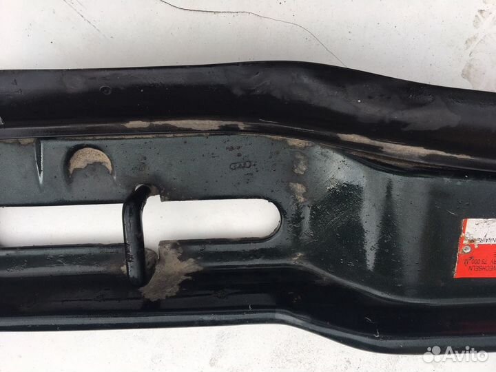 Передняя панель Audi 100 C 4