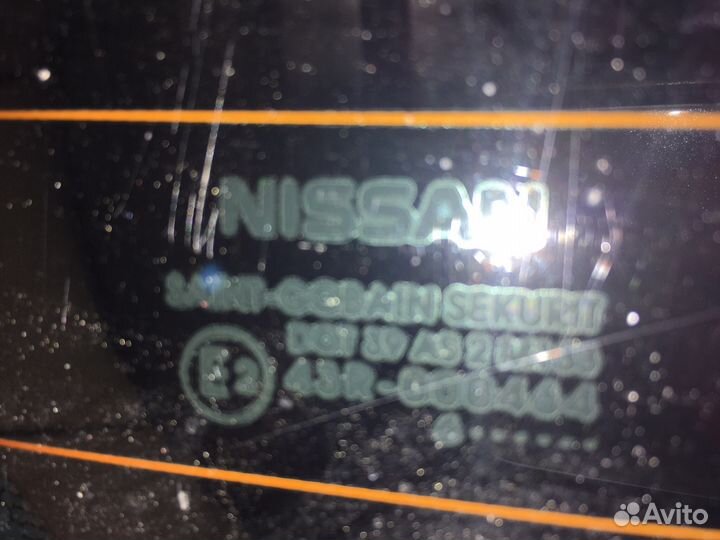 Заднее стекло 5 двери Nissan Note