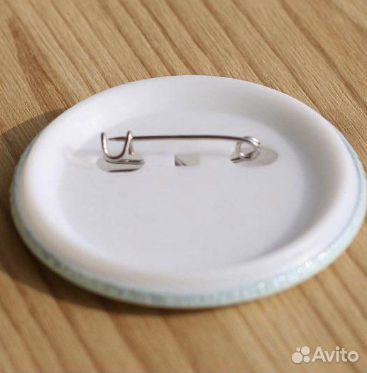 Закатные значки