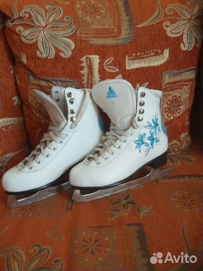 Продаю коньки