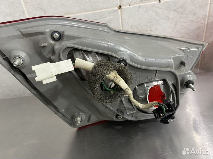 Задние фонари на камри 50