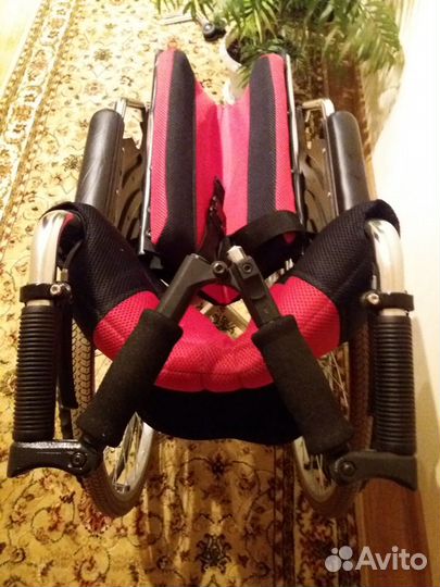 Инвалидная коляска