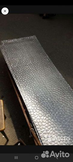 Лист галька