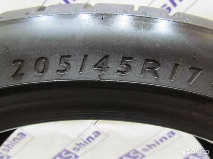 Dunlop SP Sport Maxx RT 205/45 R17 101K
