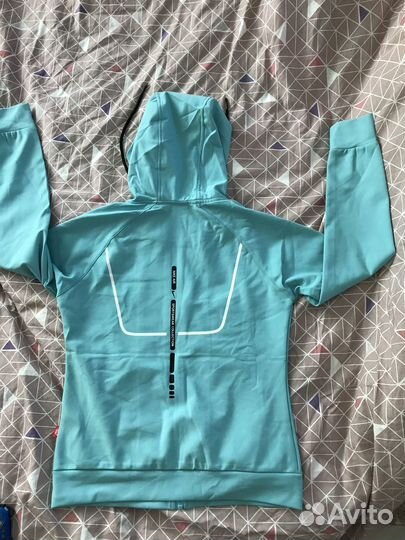 Спортивный костюм женский