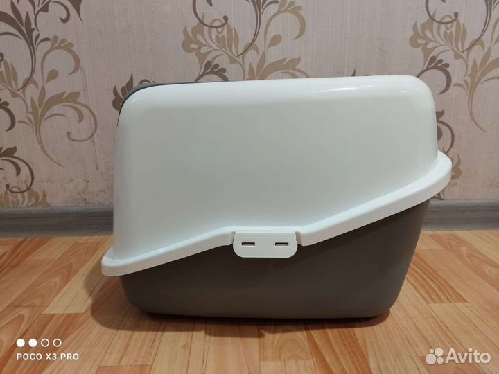 Закрытый туалет для кошек