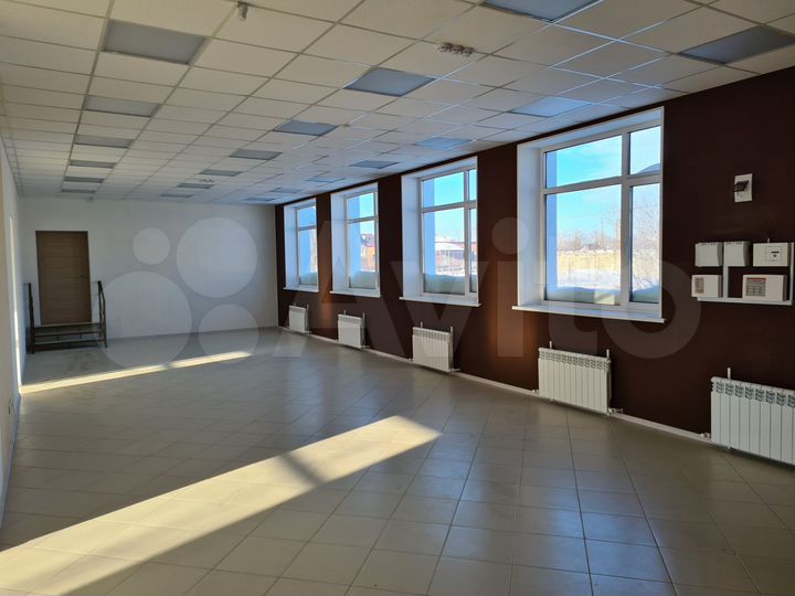Здание, 470 м²