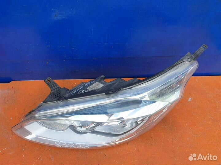 Фара правая Ford Transit Tourneo Custom 2012-2023
