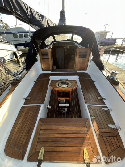 Прогулки на парусной яхте