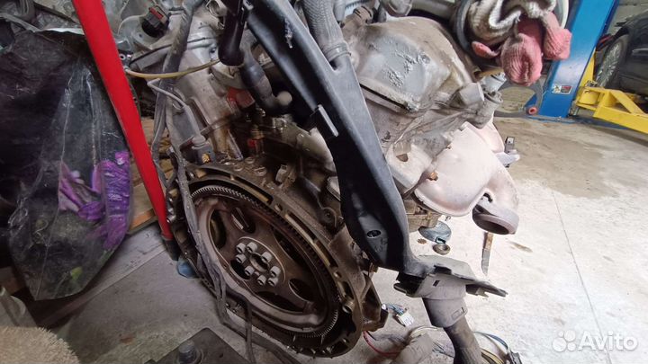 Двигатель на мерседес W220 5.8