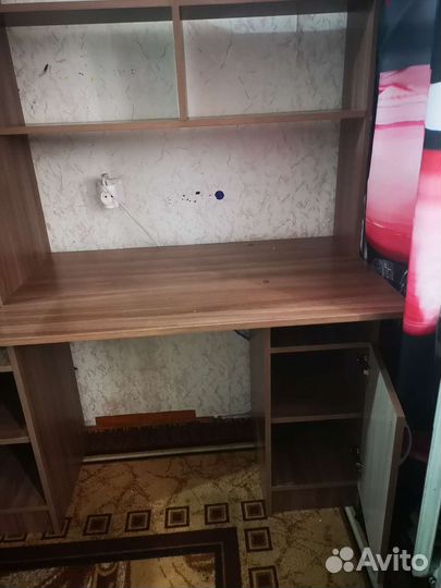 Письменный стол для школьника бу