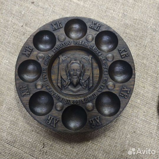 Пасхальный поднос для яиц