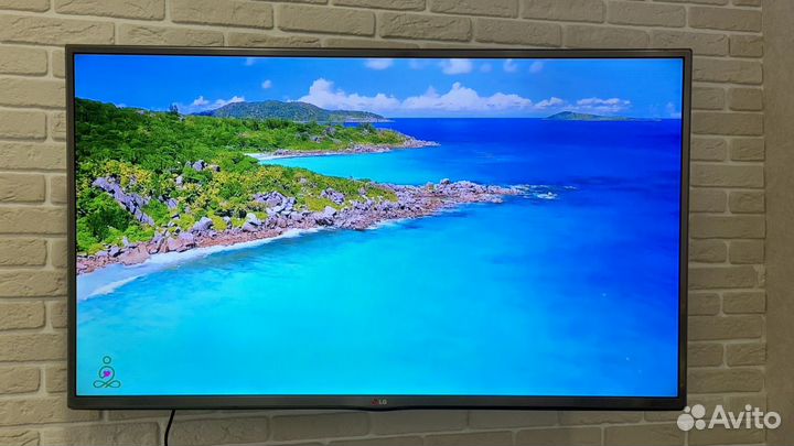 Телевизор LG 42 дюйма со SMART tv и 3D 100гц