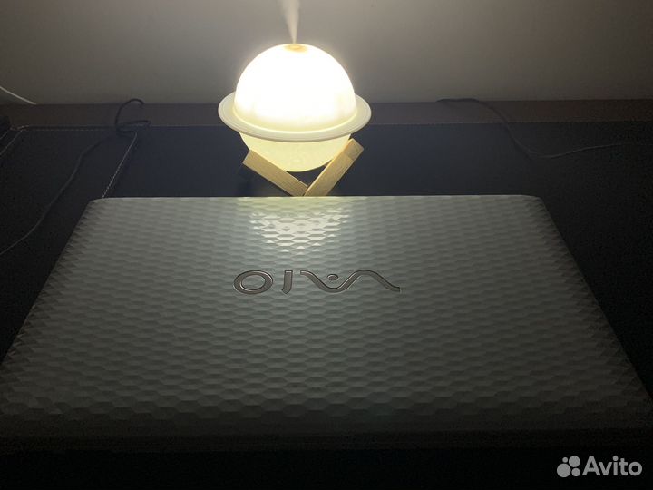 Ноутбук Sony vaio VPC-EL3S1R