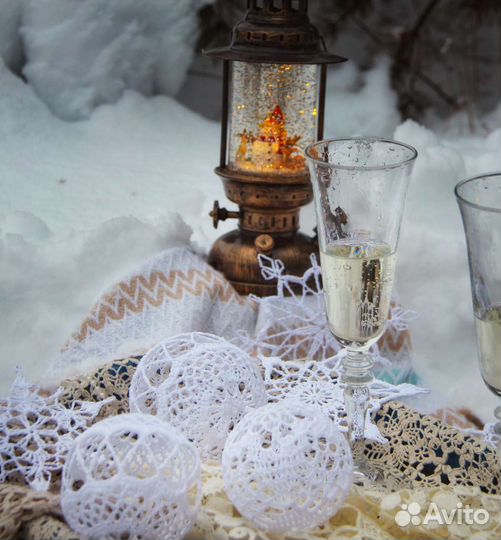 Новогодние шары и снежинки ручной работы