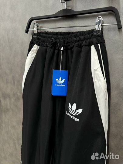 Спортивные штаны Adidas x Balenciaga
