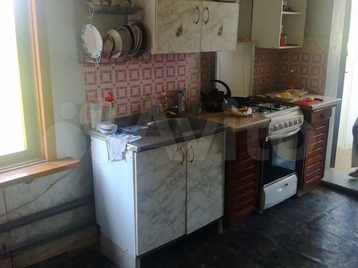 Комната 18 м² в 3-к., 2/2 эт.