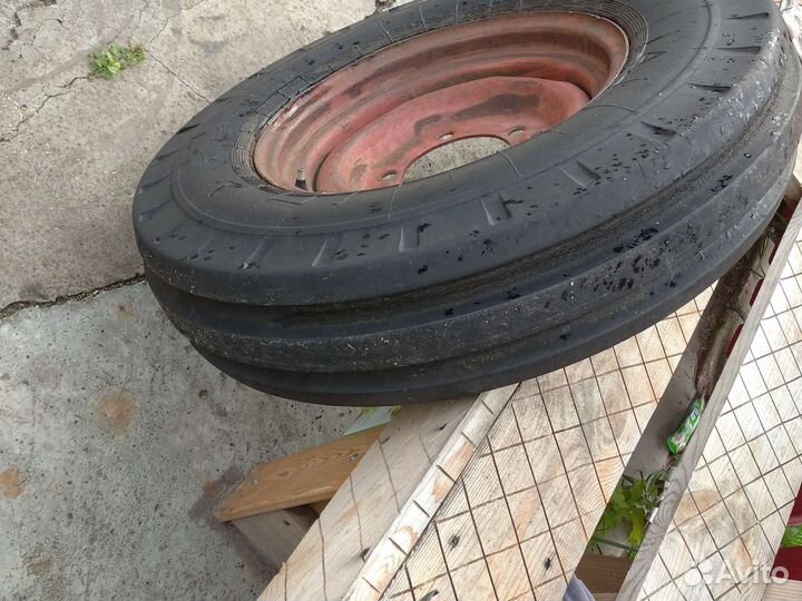 Шины с дисками на трактор Т - 25