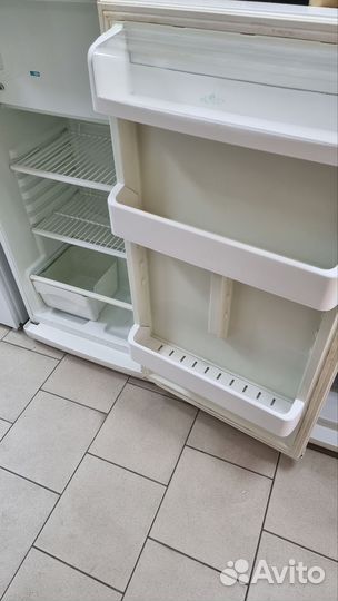 Холодильник бу маленький