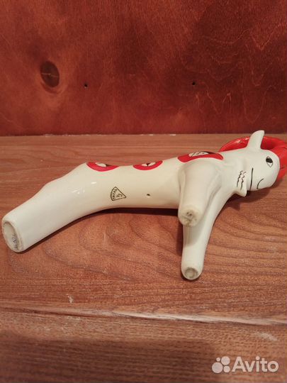 Фарфоровая статуэтка