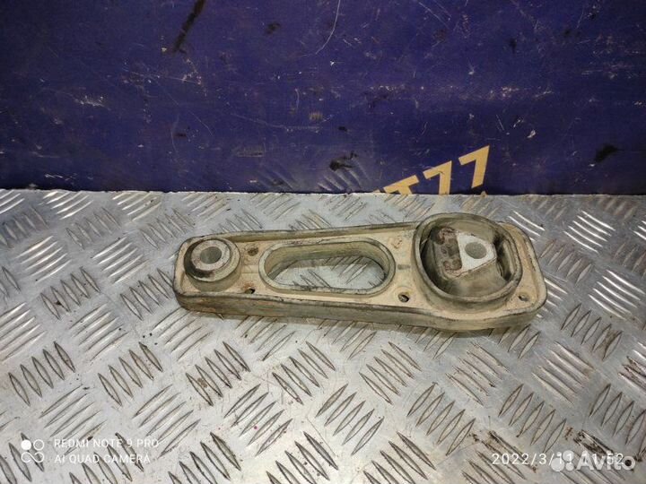 Опора двигателя задняя Renault Duster LE adventure