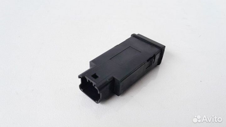 Кнопка включения 4wd Toyota Town Ace