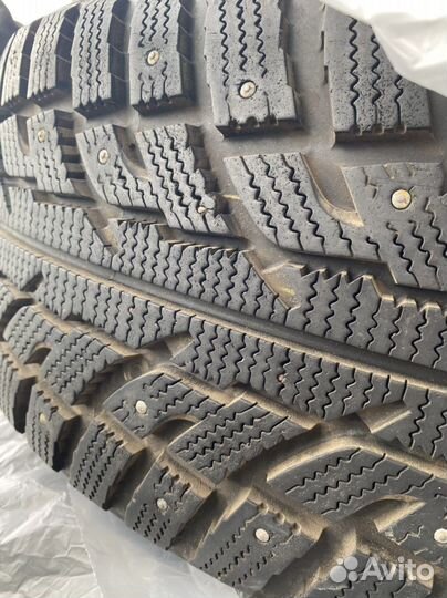 Kumho I'Zen RV Stud KC16 225/55 R18