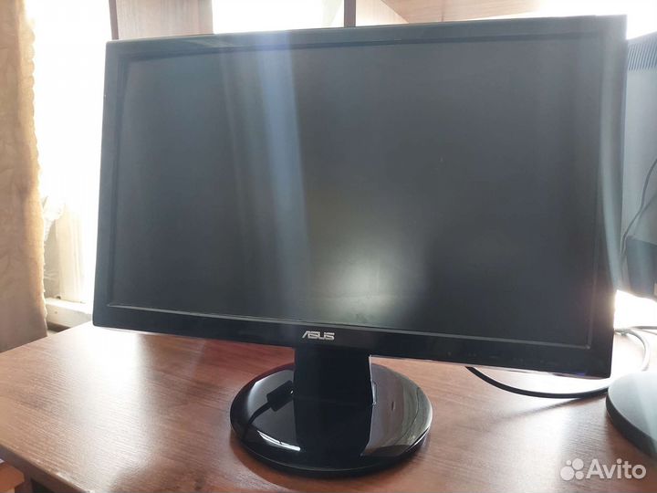 Монитор Asus