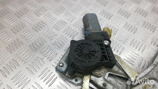 Стеклоподъемник передний правый mercedes benz M-cl