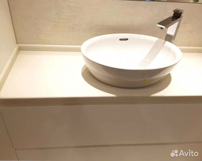 Столешница для ванной и кухни из искуственного кам