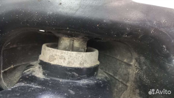 Рычаг задний правый продольный Volkswagen Tiguan 2