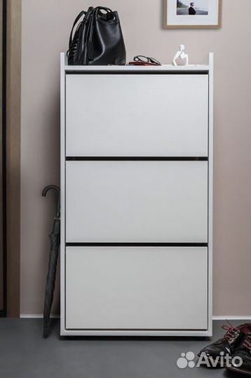 Обувница белая