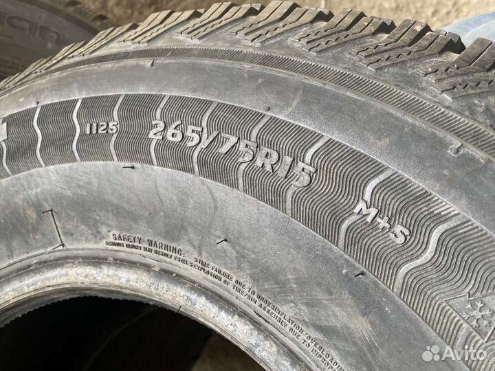 Widetrack Radial S/R 265/75 R15