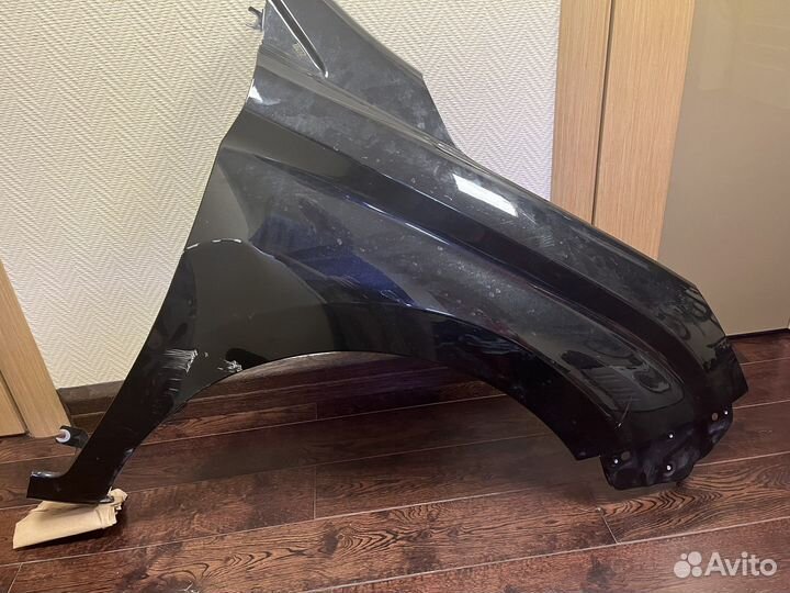 Переднее правое крыло LADA Xray