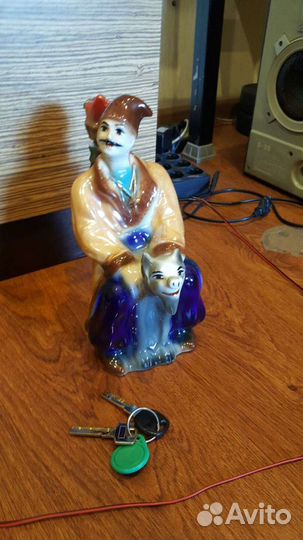 Фарфоровый штоф-графин 