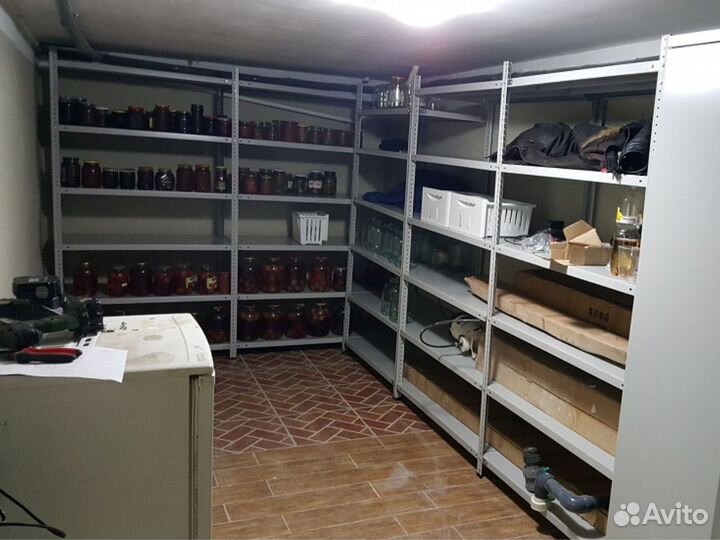 Стеллаж для магазина