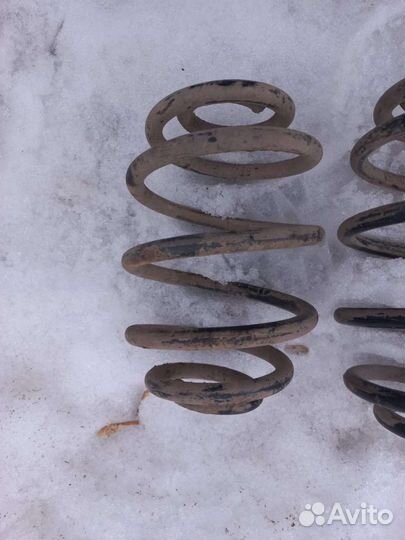 Пружина задняя Daewoo Nexia / Chevrolet Lanos