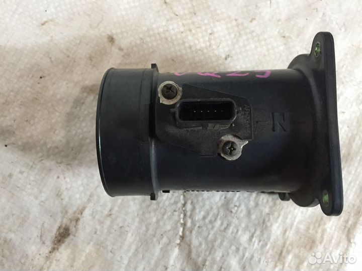 Расходомер воздушный Ниссан 22680-7S000