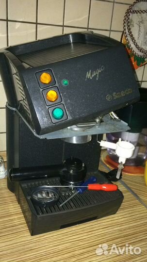 Кофемашина Saeco