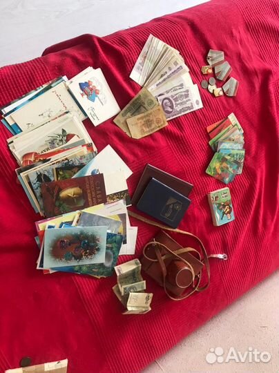Старина СССР (фотоаппарат, карты туриста)