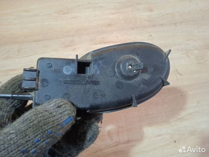 Ручка двери внутренняя задняя правая Ford Focus 1