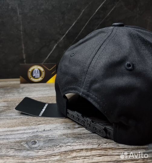 Мужская Бейсболка Armani новые