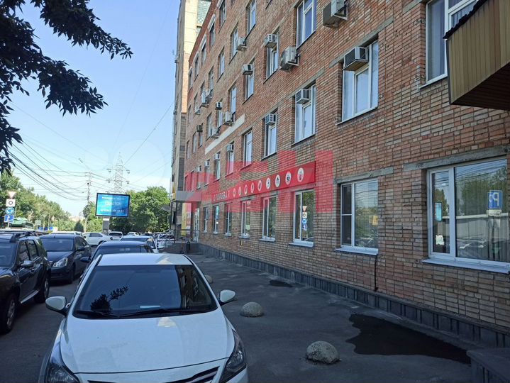 Офисы с парковкой, есть лифт 100 кв.м