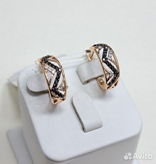 Золотые серьги 4,54гр