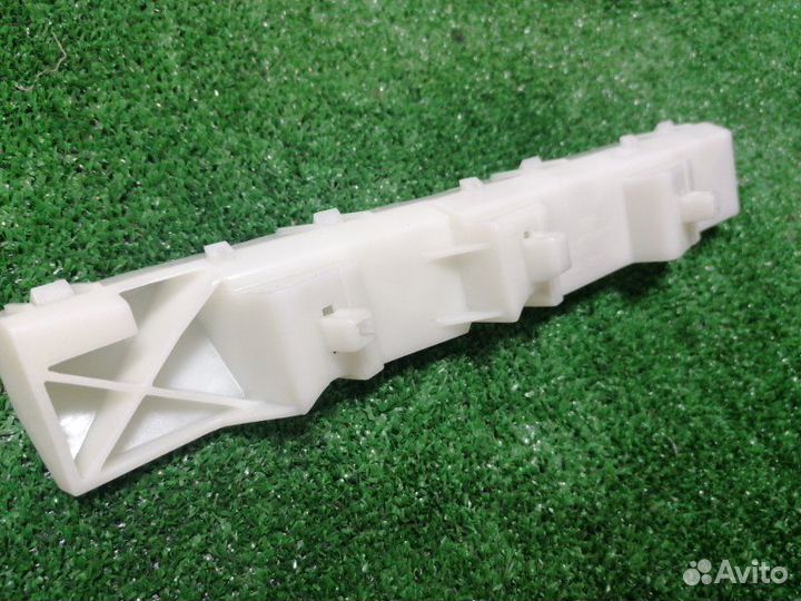 Кронштейн бампера передний левый Renault Koleos