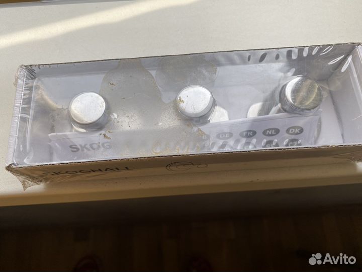 Крючки для ванной комнаты