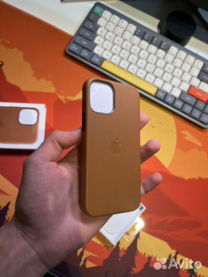 Чехол на iPhone 12 mini. Leather case(mag safe)