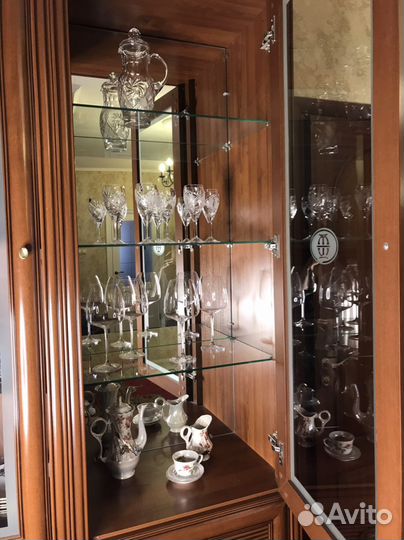 Буфеты и серванты