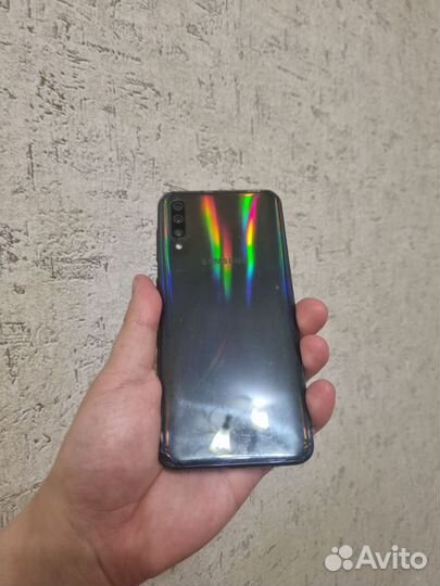 Samsung Galaxy A50, 6/128 ГБ